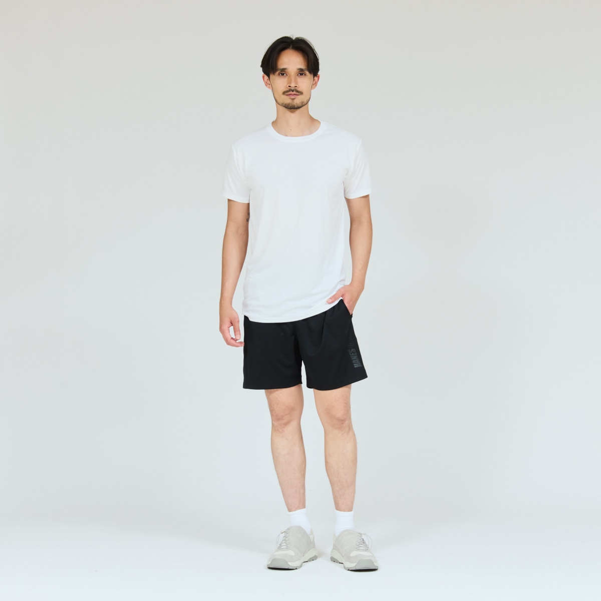 Hanes MOVES�n�j�J�����b�V�� �n�[�t�p���c