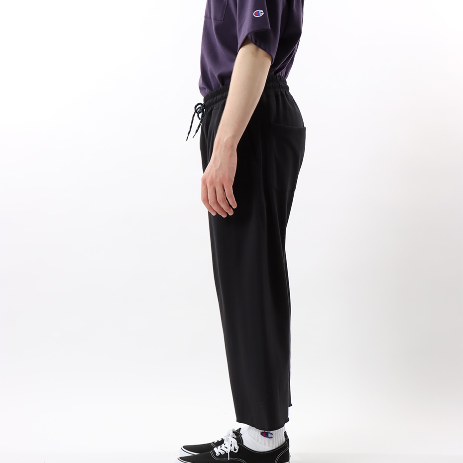 ワイドクロップドパンツ ブラック チャンピオンの公式通販サイト