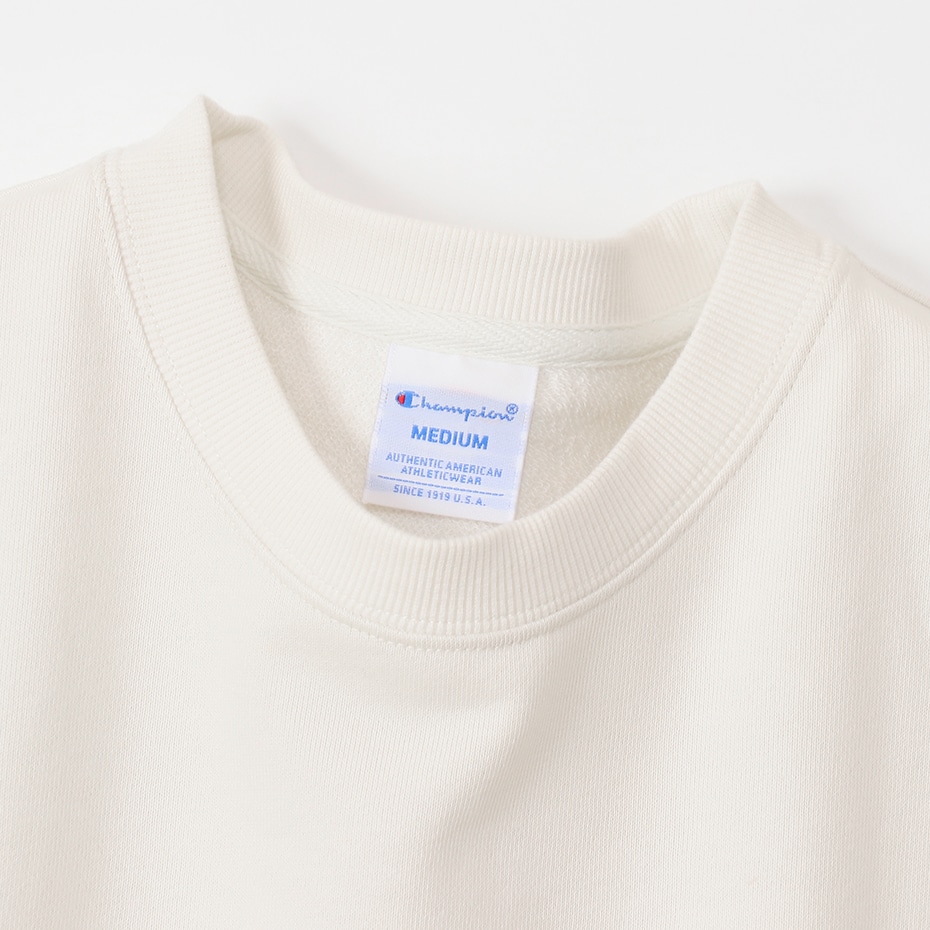 ウィメンズ クルーネックスウェットシャツ ホワイト | チャンピオンの公式通販サイト